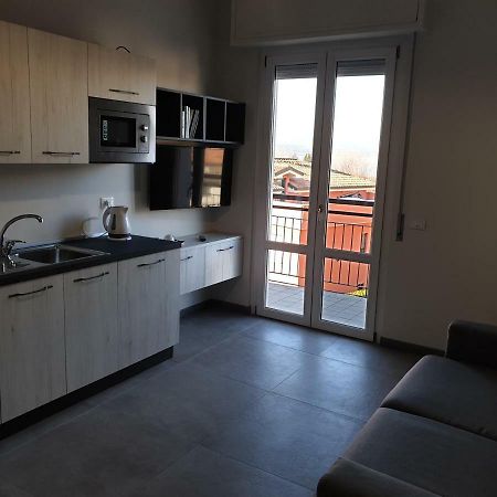 Sun Lake Apartments Desenzano del Garda Exterior photo